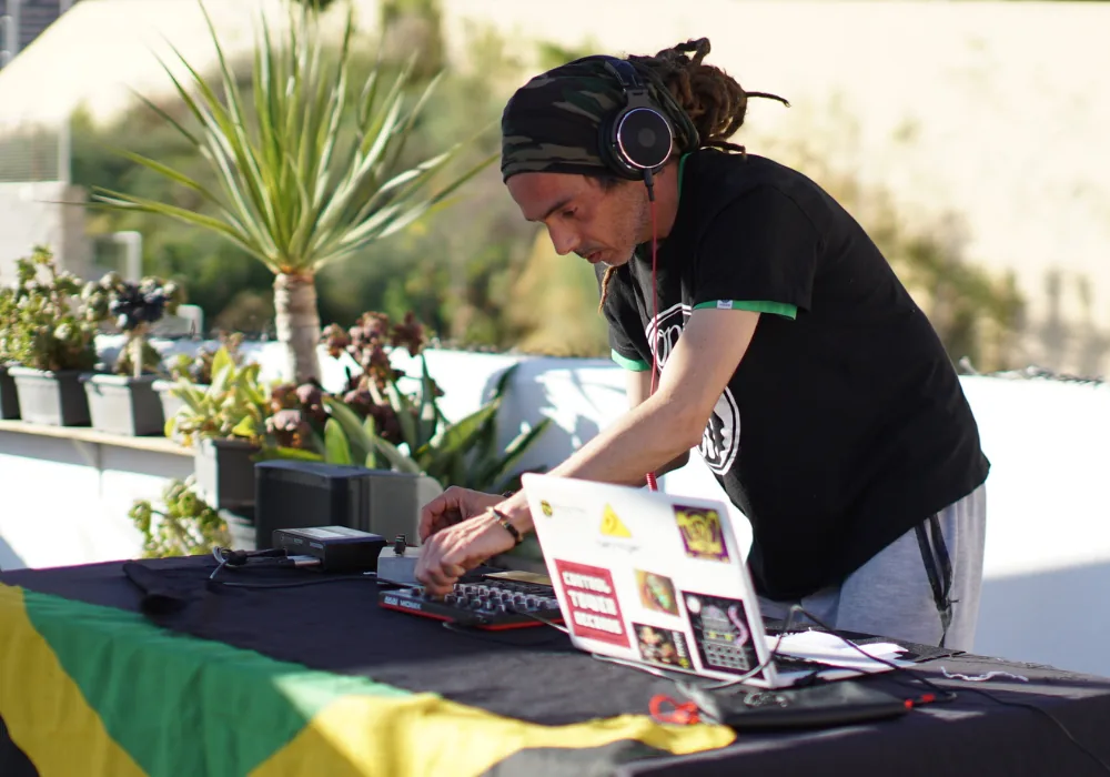 DJ: Sesión Nocturna Con Bayy Selektah